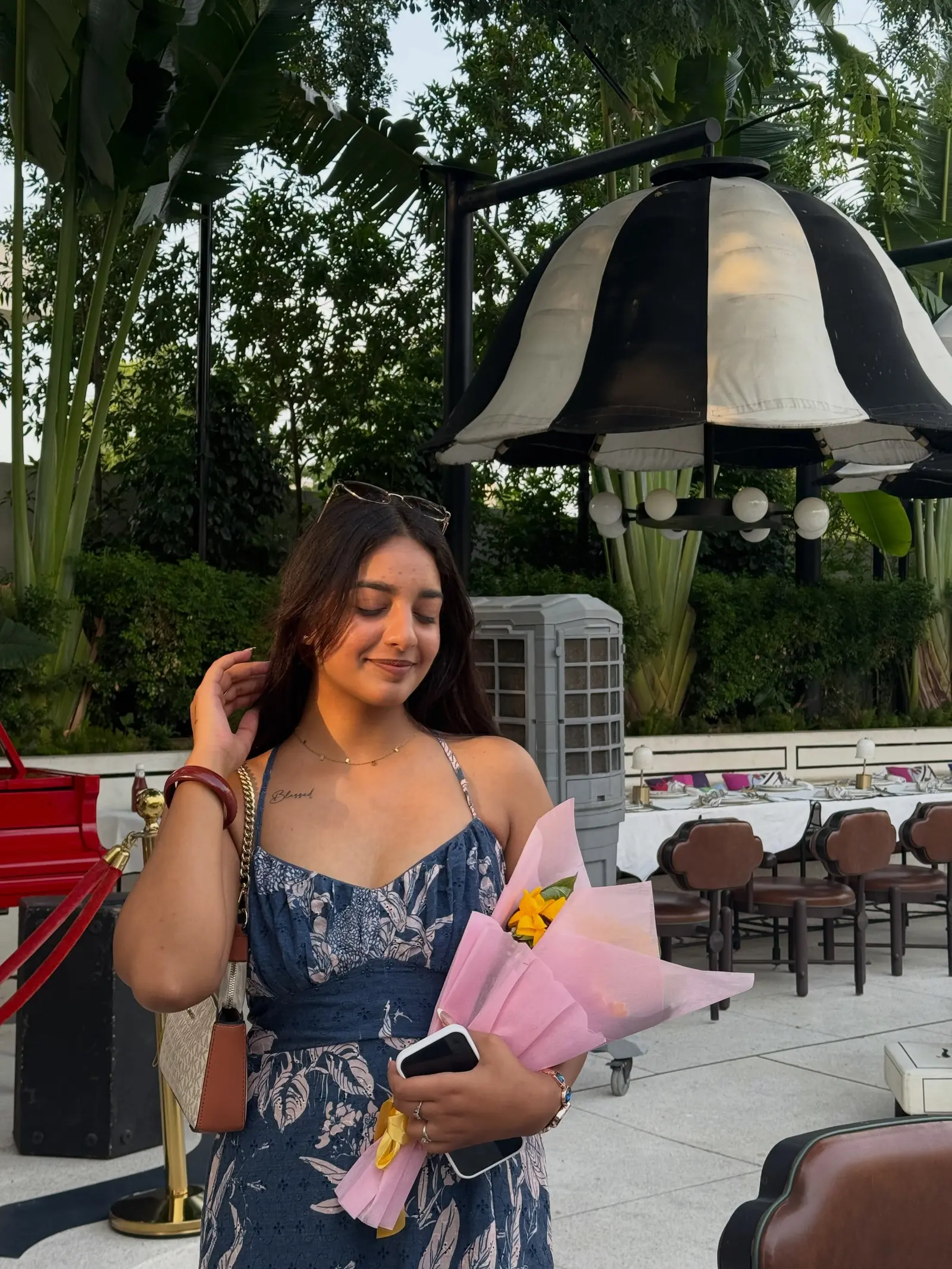 You look soo preety, yess you do!🌻💘