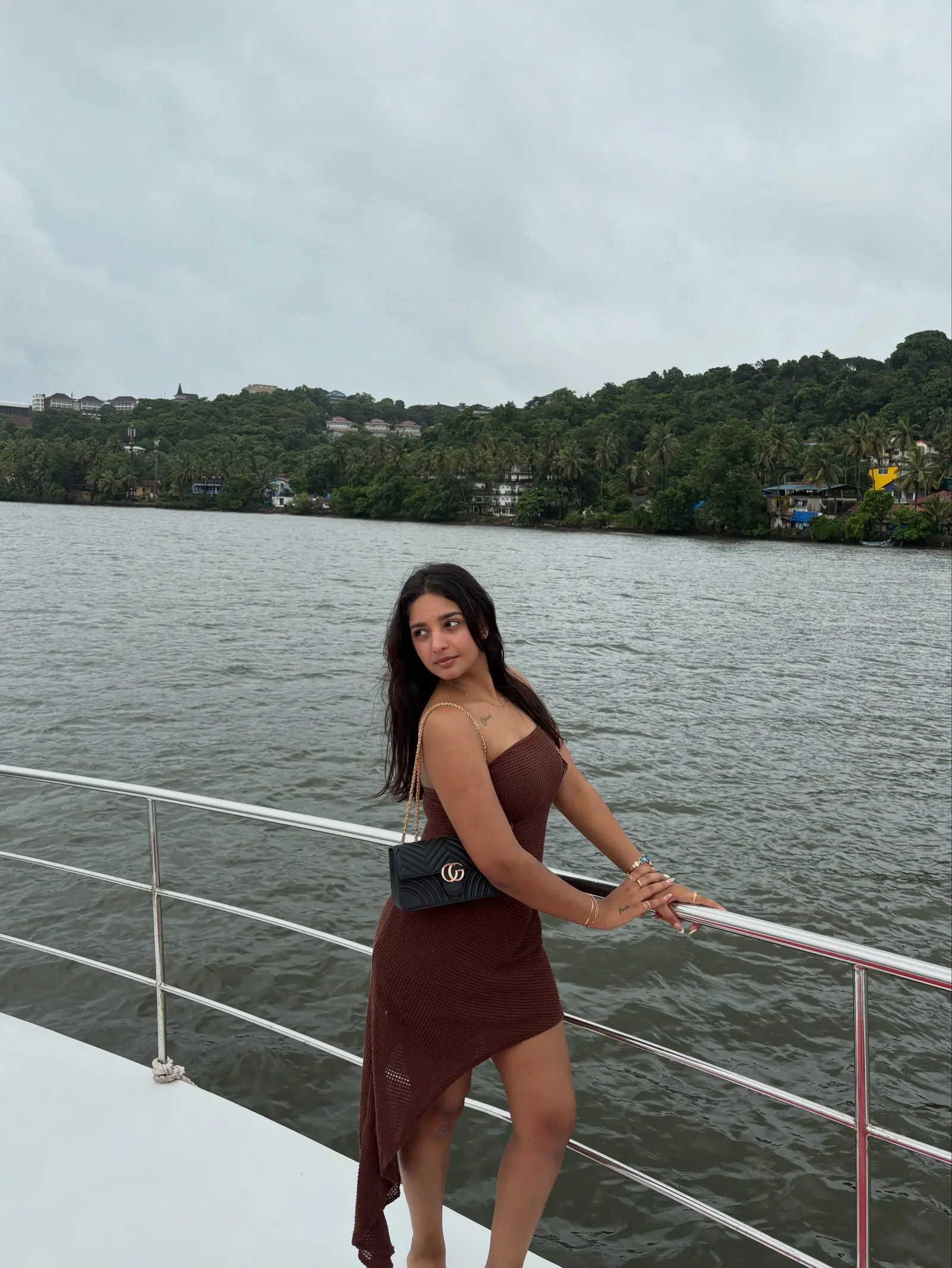 Sad songs but on yacht please🙏🏻…