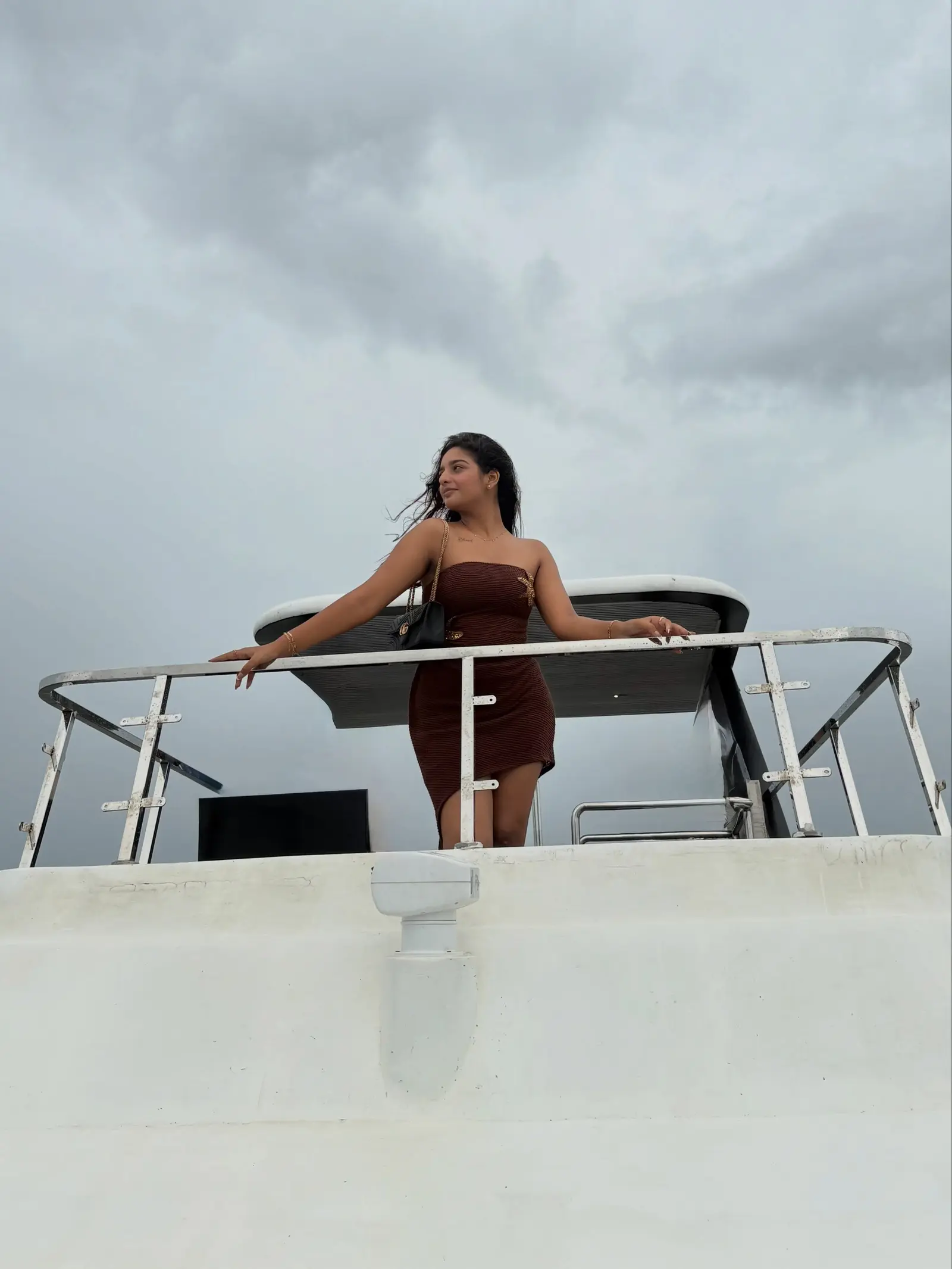 Sad songs but on yacht please🙏🏻…